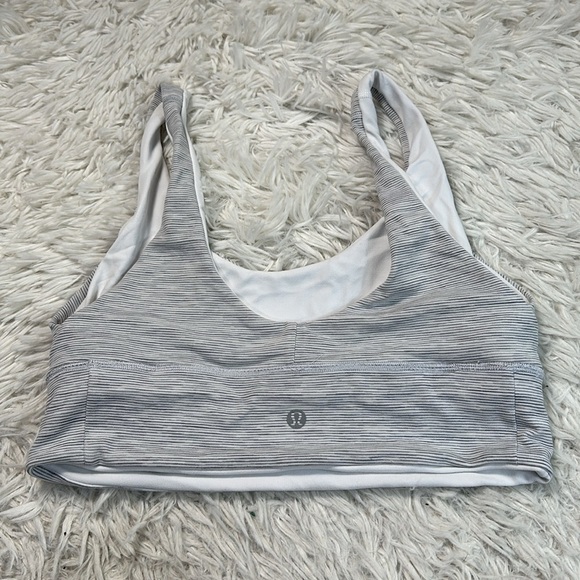 Lululemon Align Reversible Bra *Light Support, A/B Cups White / Wee Are From Spa - Picture 2 of 6